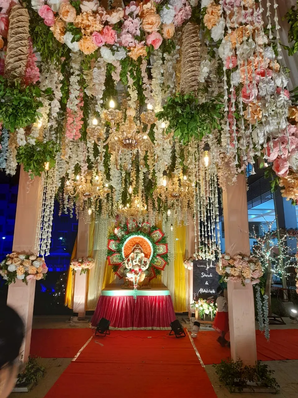 Bridal Stage Floral Backdrop #132 - BoB Caterer & Events Kolkata